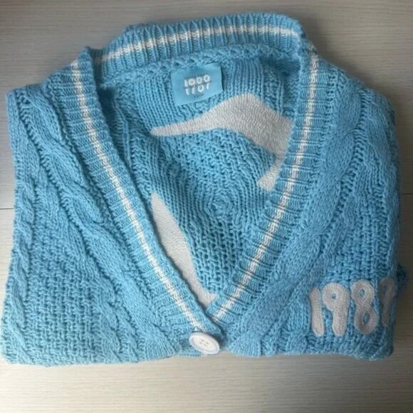NWT Taylor Swift 1989 (Taylor’s Version) Cardigan - Picture 1 of 2